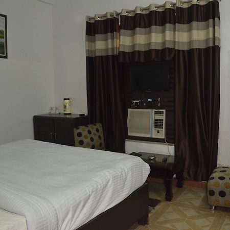Hotel Royal Classic Bareilly Exterior foto